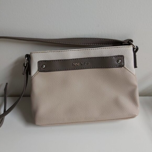 Nine West crossbody purse - Picture 2 of 5